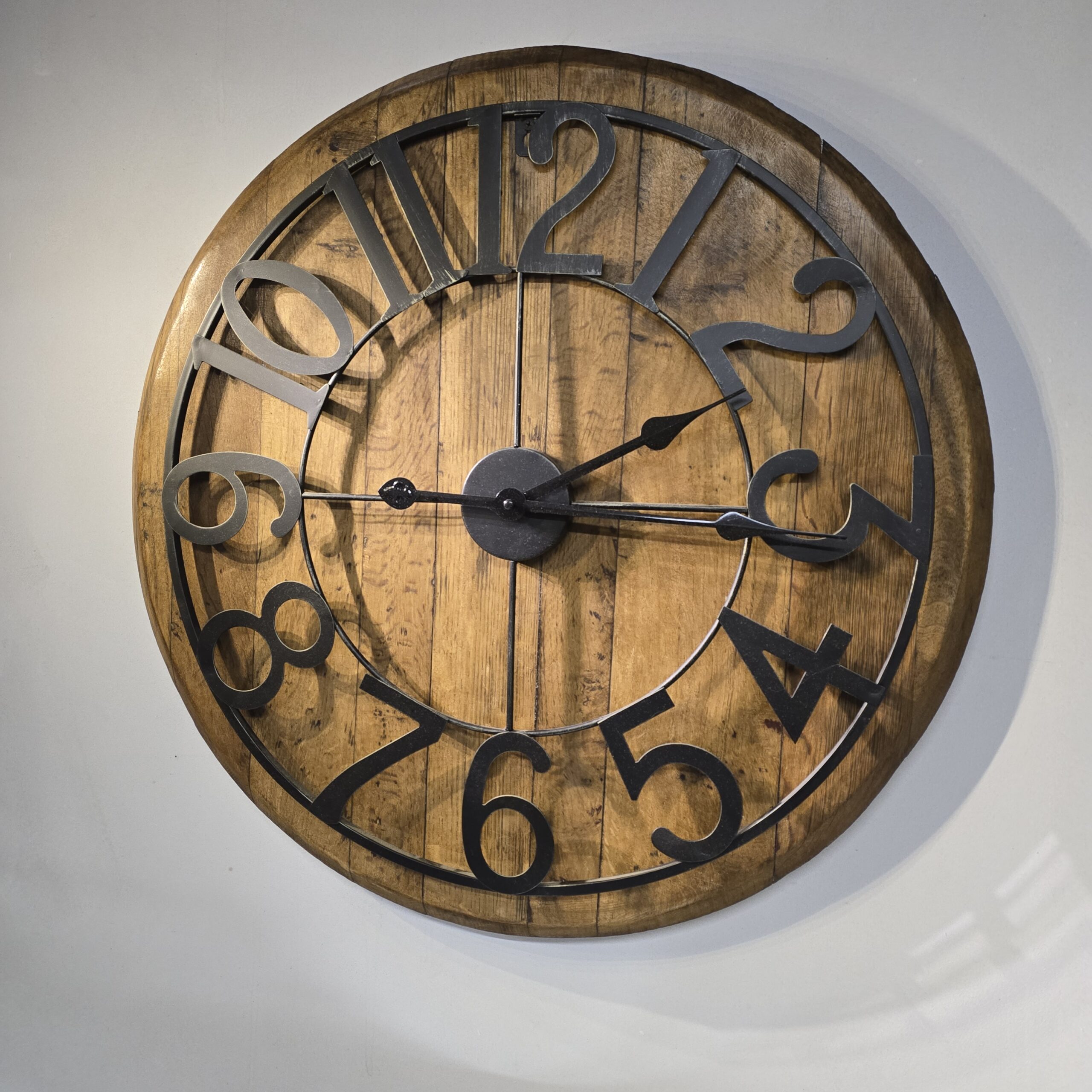 "Oak Barrel Lid Clock" - Image 3